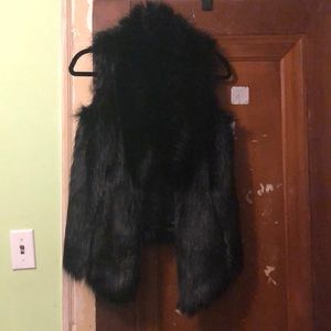 BLACK FUR VEST